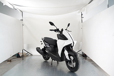 Скутер X-MOTORS CYCLONE PRO